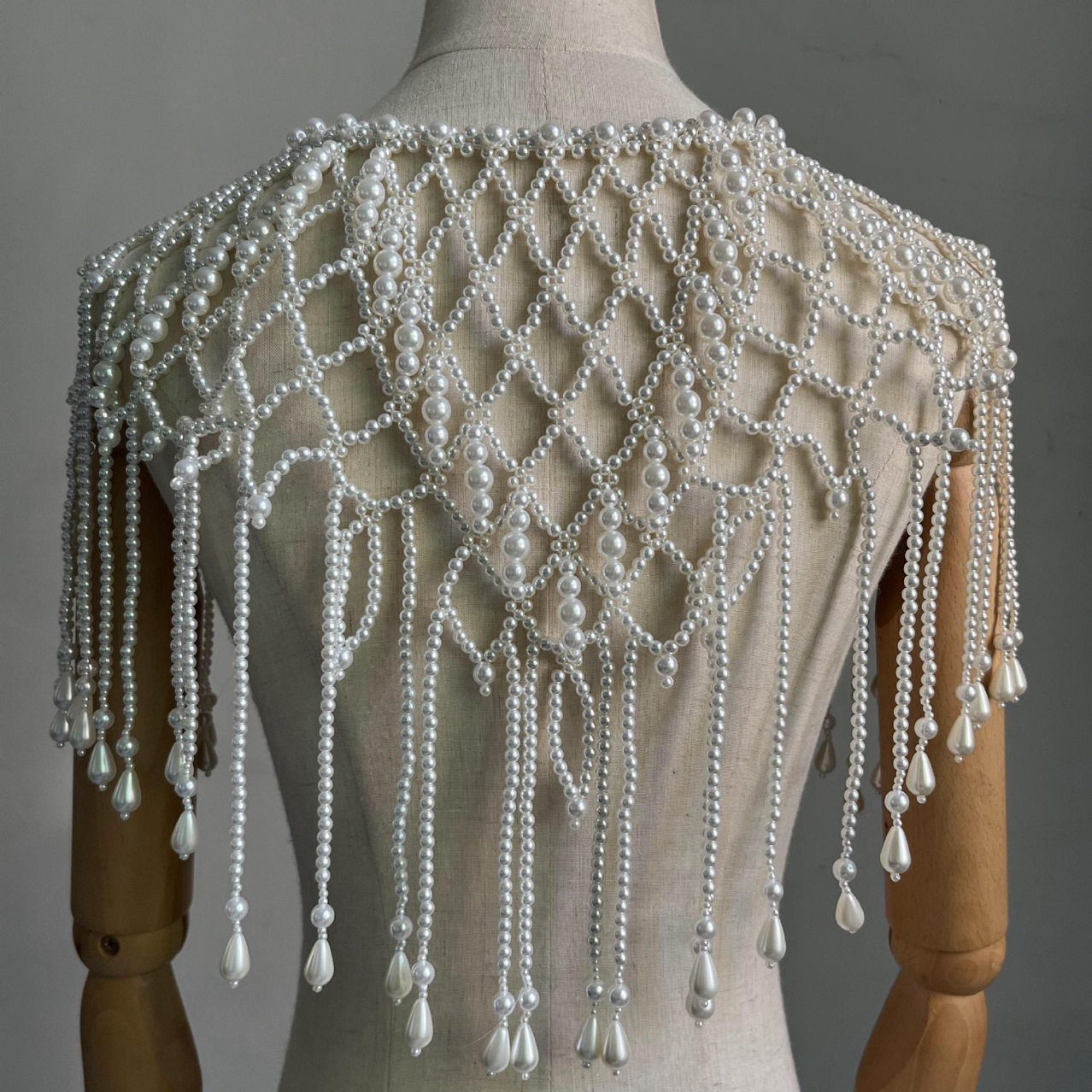 Cadena corporal de perlas hech - Body Jewelry Vest reseña y precio